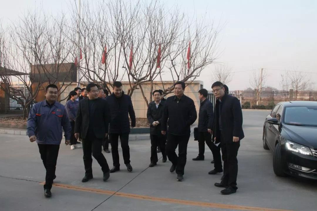 县委书记.jpg